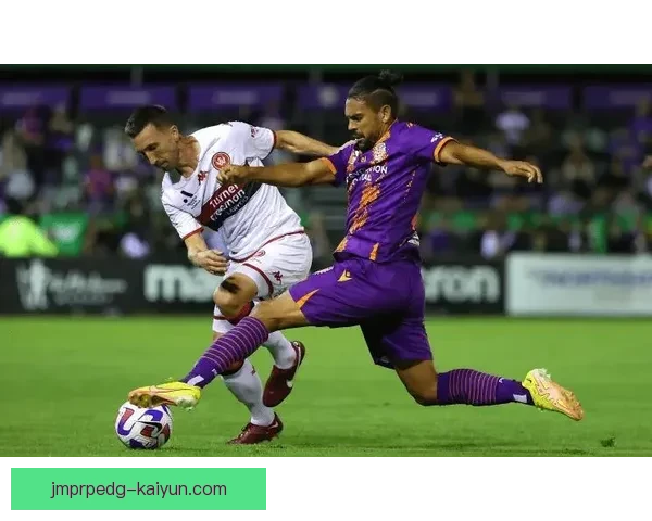 里昂进攻套路解析：战术体系与近期表现走势清晰析